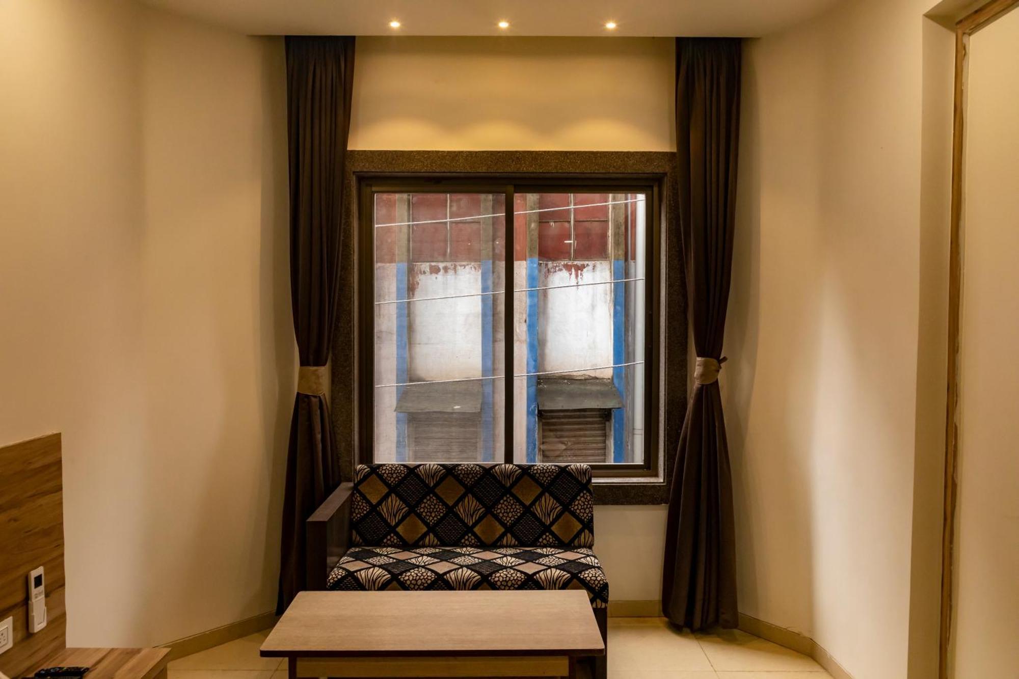 Adarsh Palace Hotel Bhopal Exterior foto